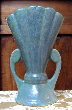 Roseville Pottery Carnelian II Mold #54-8